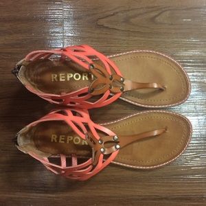 Report sandals size 7 1/2