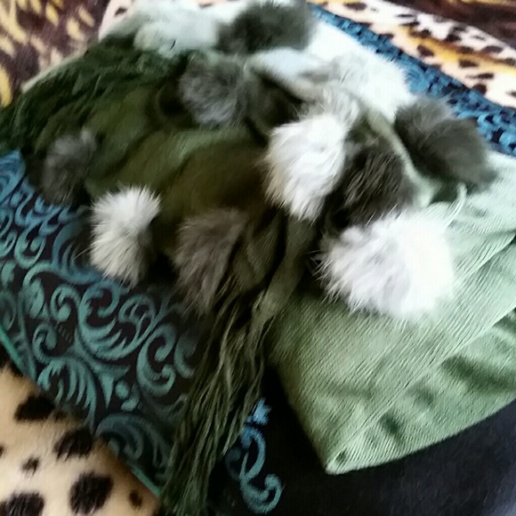 Scarf - Picture 2 of 2