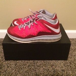 Lebron 11 lows- Red/Gray