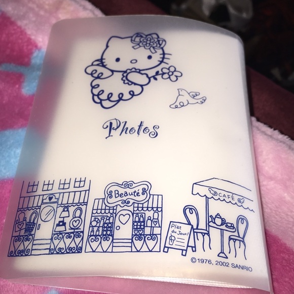 Hello kitty