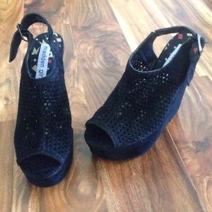 NWT black Steve Madden Wedges