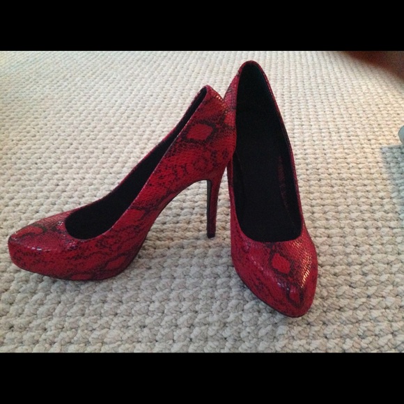 8.5 shoe never worn