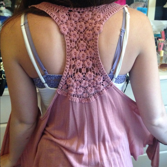 Pink vest - Picture 2 of 2