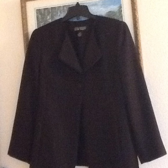 Ellen Tracy shimmer black blazer