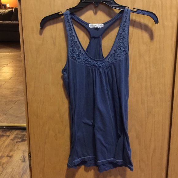 Tank top.