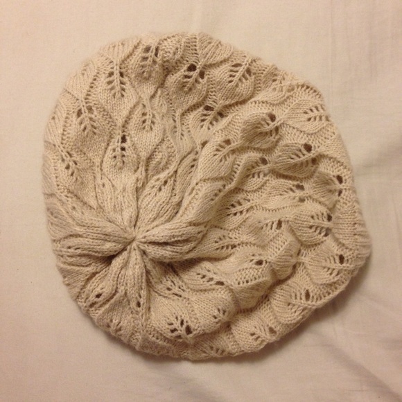 Charlotte Russe Beige Nude Knit Hat