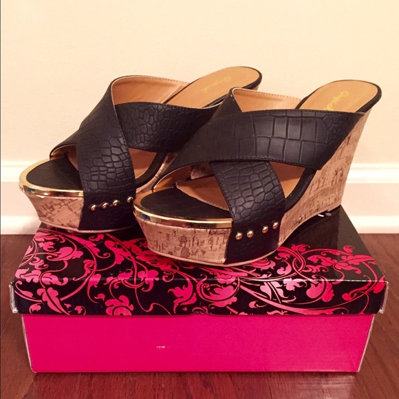 Qupid Crocodile Open Toe Mule Cork Wedge