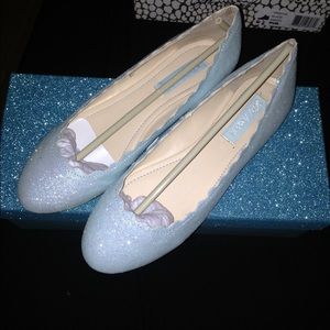 BLUE BY BETSEY JOHNSON FLATS