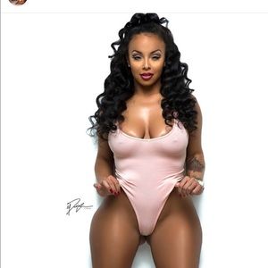 🎉🚫ISO Thong high cut bodysuits!