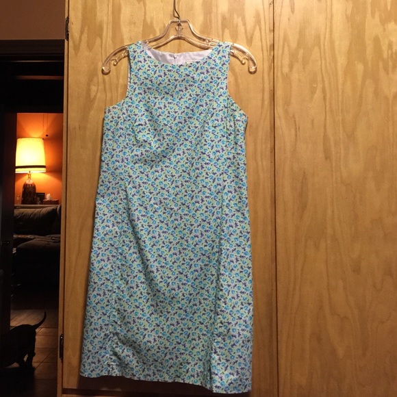 Lined summer dress.