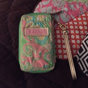 Lilly Pulitzer "Chin Chin" Smartphone Wristlet
