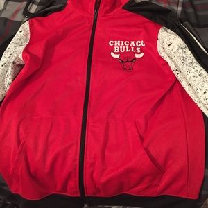 Chicago Bulls long sleeve sweat shirt