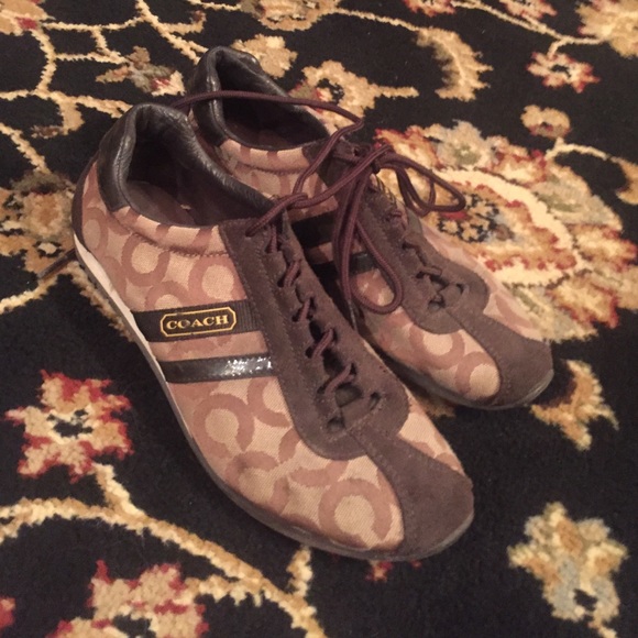 Authentic coach tennis shoes