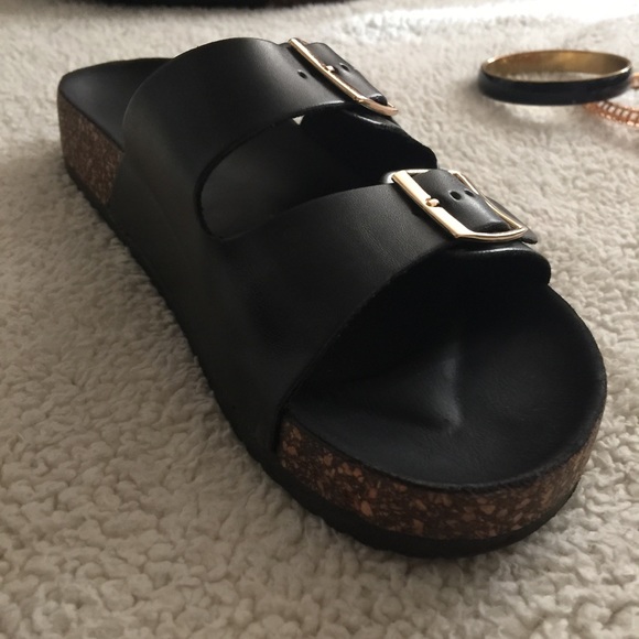 rocket dog booties black