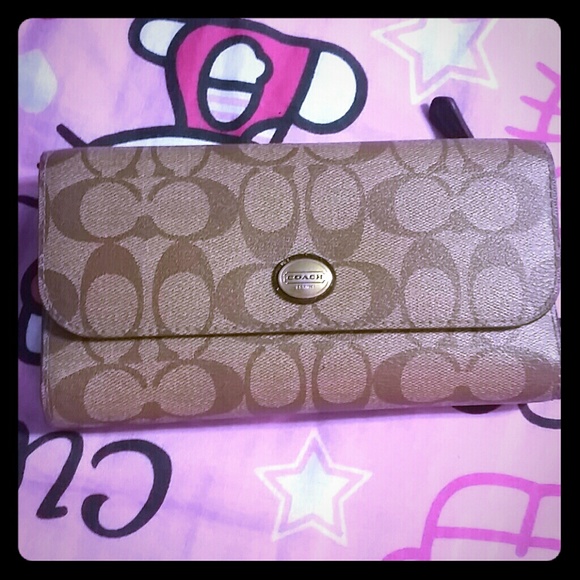Coach wallet