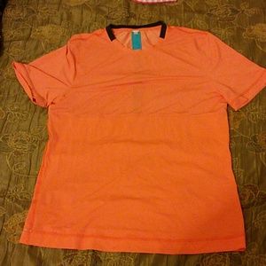 Lululemon sports tshirt
