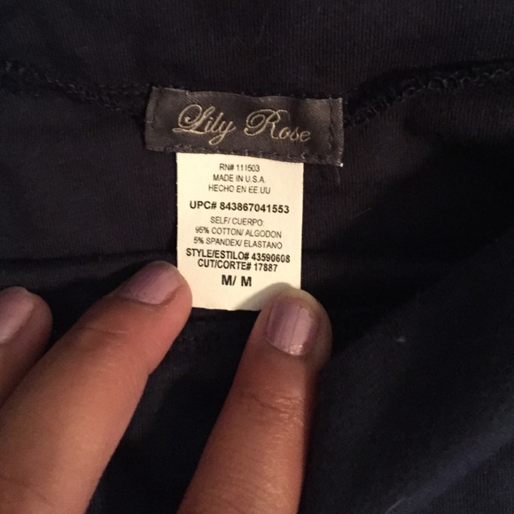 Navy skirt - Picture 2 of 2