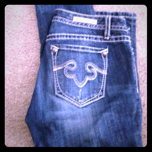 Barely boot rerock EXPRESS jeans 6 LIKE NEW