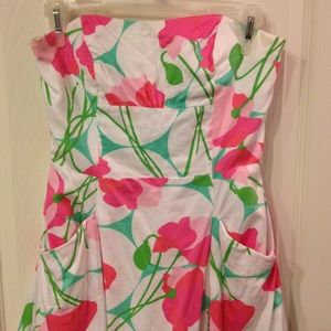 Adorable Lilly Pulitzer Dress with Pockets
