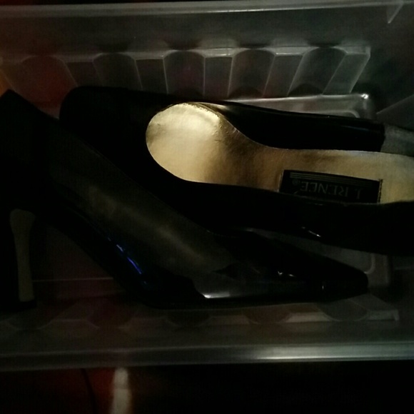 High heels - Picture 2 of 2