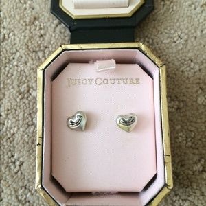 Bundle of 2 juicy earrings