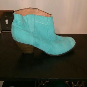 Teal suede boots