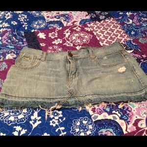 Hollister jean skirt size 9
