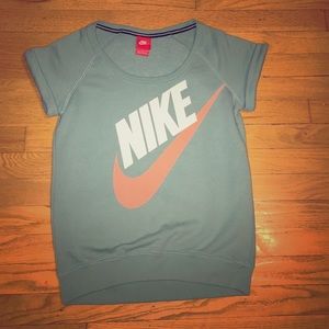 Nike short sleeve sweater