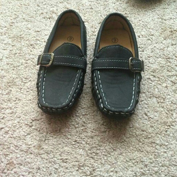 Dress show for boys - Picture 1 of 1