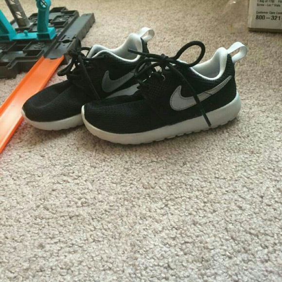 Little boy shoes - Picture 1 of 1