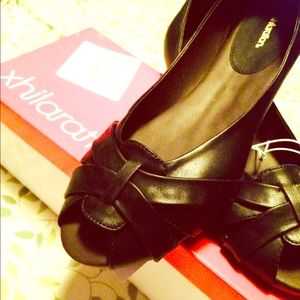 Xhilaration size 11 black flats