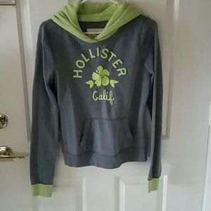 Hollister size s