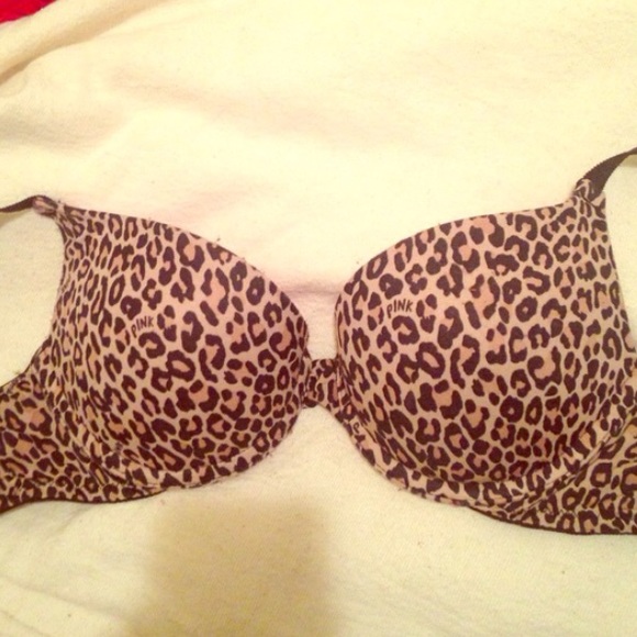 vs pink bra leopard print! (: