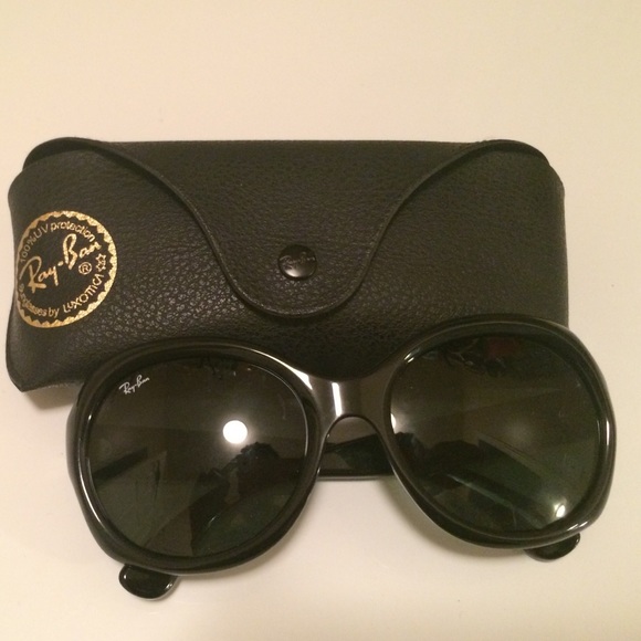 Ray-Ban ORB4191 Round Sunglasses
