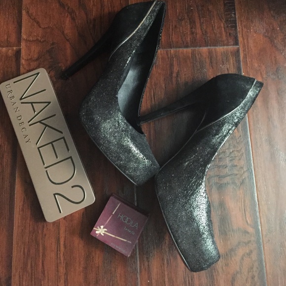 💝HP💝🔰NWOT🔰 Super Cute High Heels - Picture 2 of 4