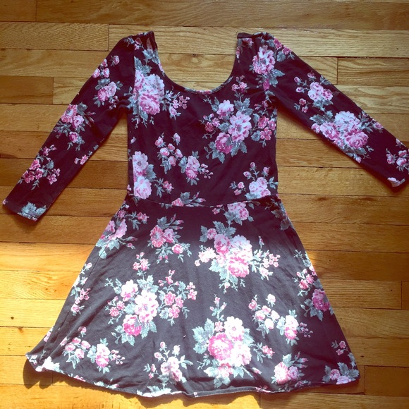 🌸 Beautiful floral dress 🌸