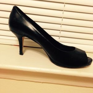 Peep Toe Black Leather Pumps 9