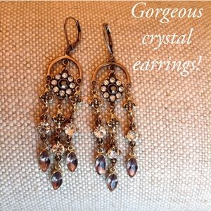 ✨Crystal Drop Earrings Antique Gold Metal finish!