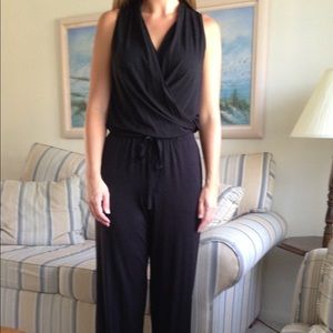 Max Studio Black Jumpsuit 💐