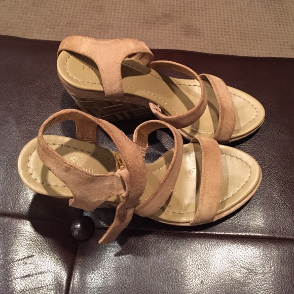 Kate Spade wedges size 8
