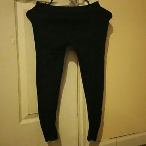 Black leggings