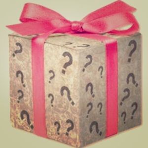 ❗️❓Mystery Box for @baidiehl❓❗️