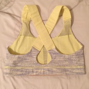 Lululemon sports bra
