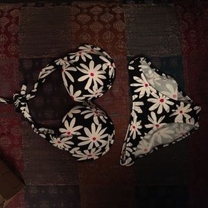 Venus Swim Suit Never Worn.