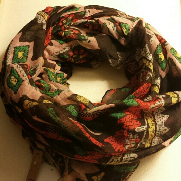 D&Y Accessories - Infinity scarf