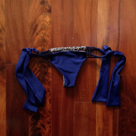 $65 🅿️🅿️ indigo anini bottoms