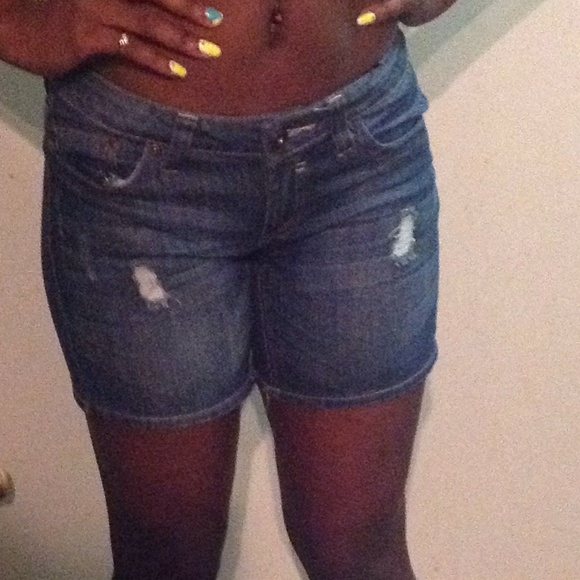 Jean shorts - Picture 1 of 4