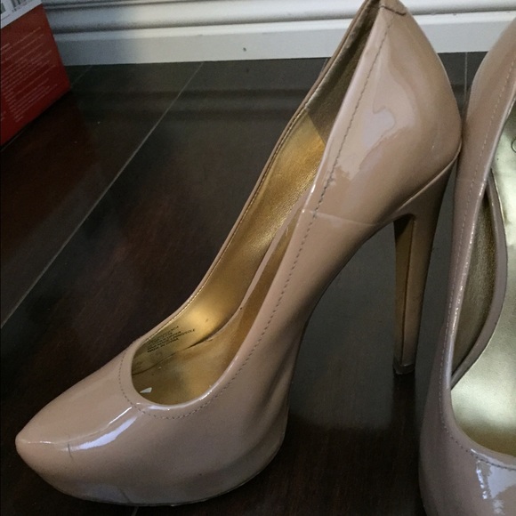 SOLD - Picture 1 of 4