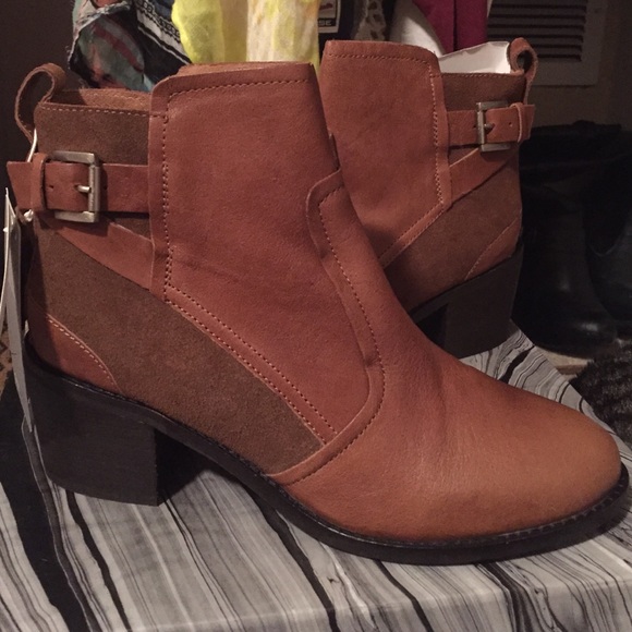 BRAND NEW H&M leather & suede brown booties size 8