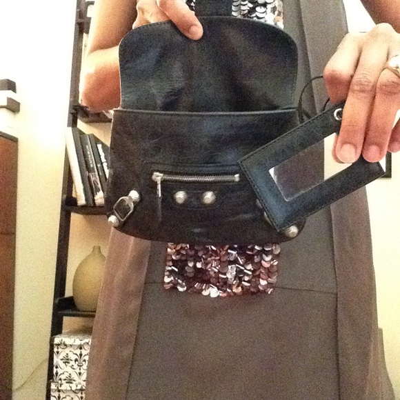 Host Pick 8/5🍬Balenciaga Mini clutch - Picture 2 of 4